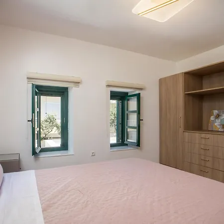 La Maison Antique בית נופש *