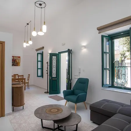 La Maison Antique Nyaraló